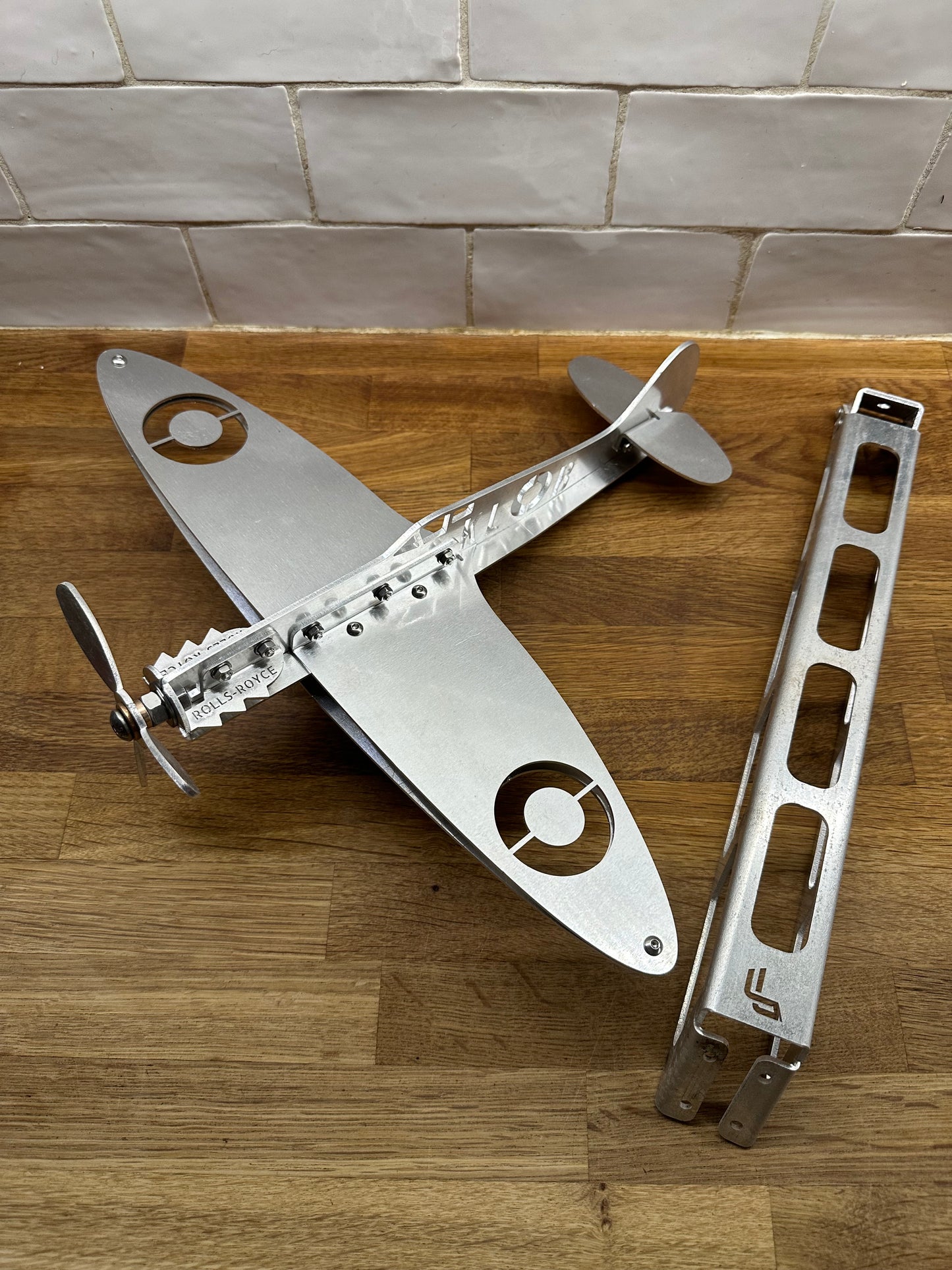 Supermarine Spitfire Wind Feature Model - Kit