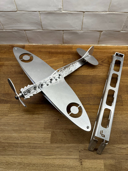 Supermarine Spitfire Wind Feature Model - Kit
